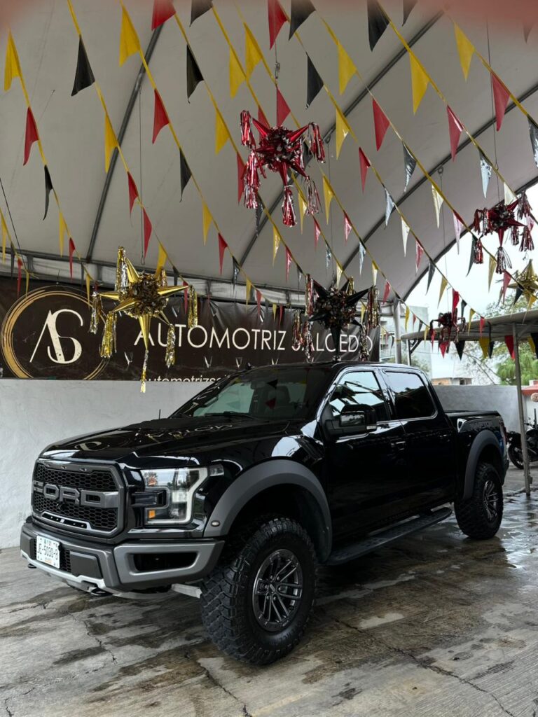 Ford F-150 Raptor
