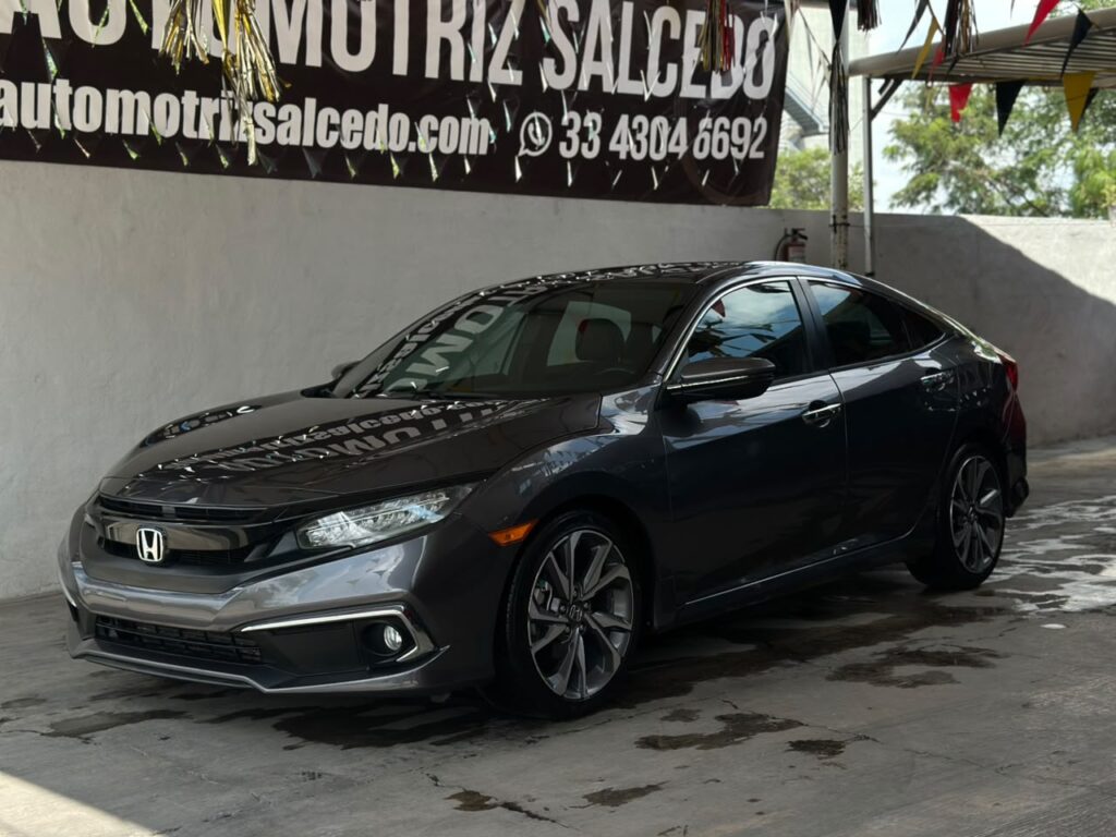 Honda Civic Touring