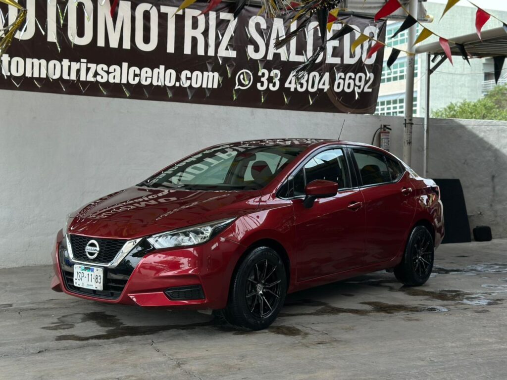 Nissan Versa Sense